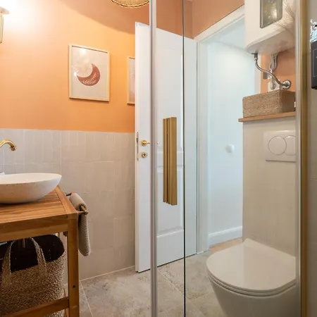 아파트 Flegma - By Hoxilis 자다르